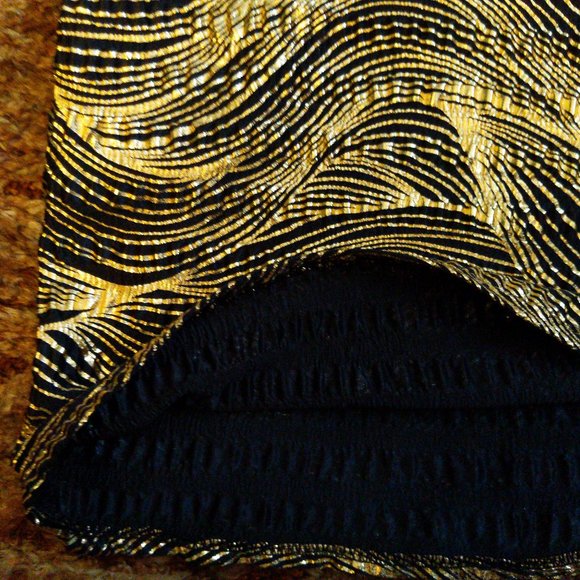 FairSet Vintage Gold Waves Short Sleeve Blouse with shoulder pads - Picture 5 of 7